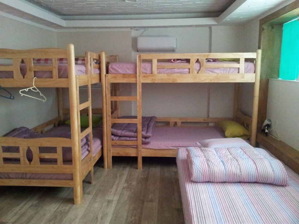 J Guesthouse Seoul Eksteriør bilde